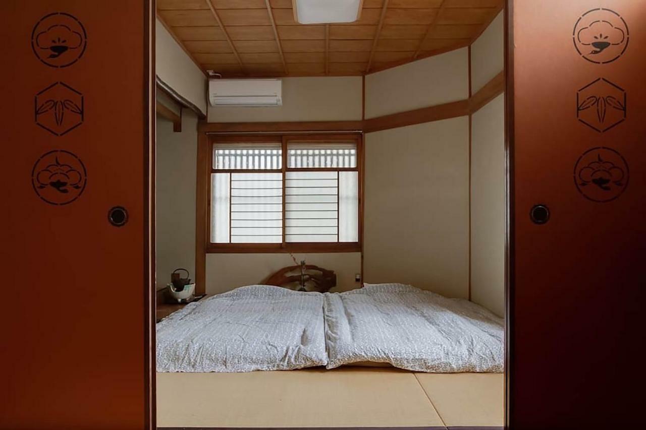 Bar併設の仕掛け満載忍者ハウス!Wi-Fi!天王寺電車で15分!帝塚山四丁目駅3メートル! Hotel Osaka Exterior foto